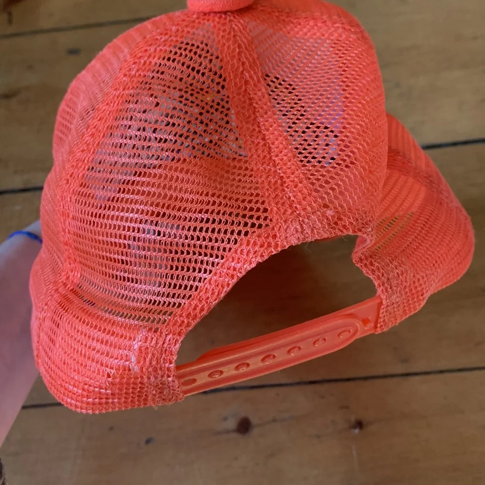 Snap back - Picture 5 of 5